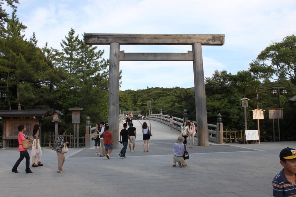 伊勢神宮内宮の大鳥居