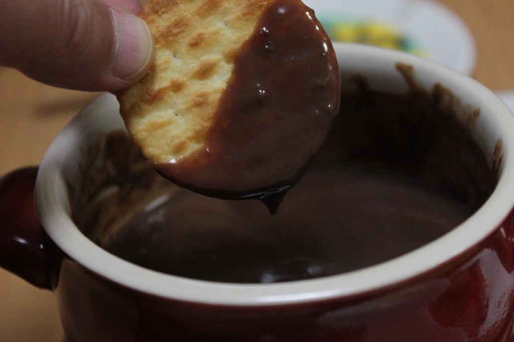 ナビスコリッツとチョコレートフォンデュ