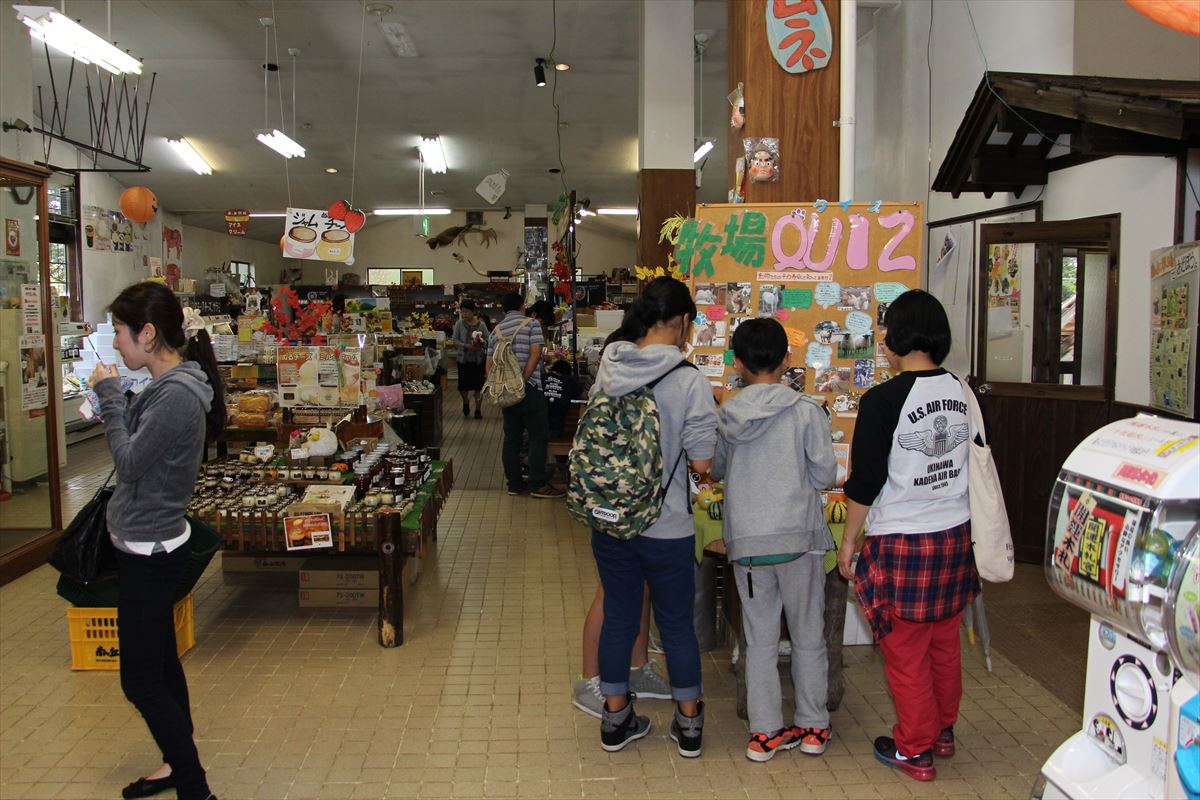 福島県の磐梯南ヶ丘牧場の売店