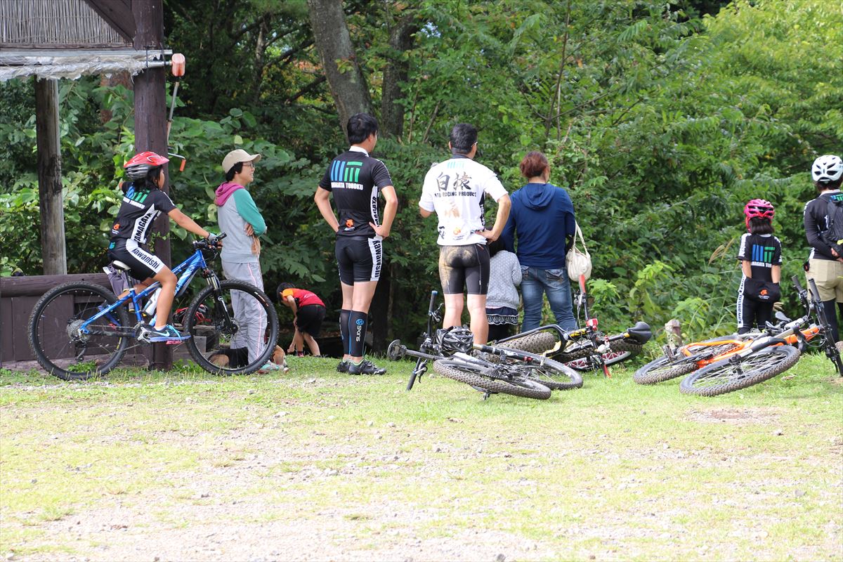 福島県の磐梯南ヶ丘牧場のマウンテンバイク遊び