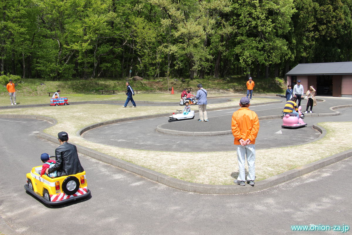 福島県「四季の里公園」の電動カート乗り場