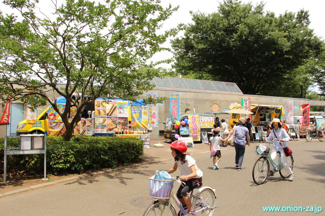 東京都立小金井公園の出店キッチンカー